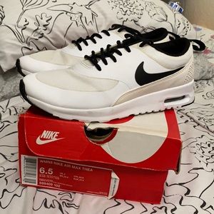 Nike air max thea